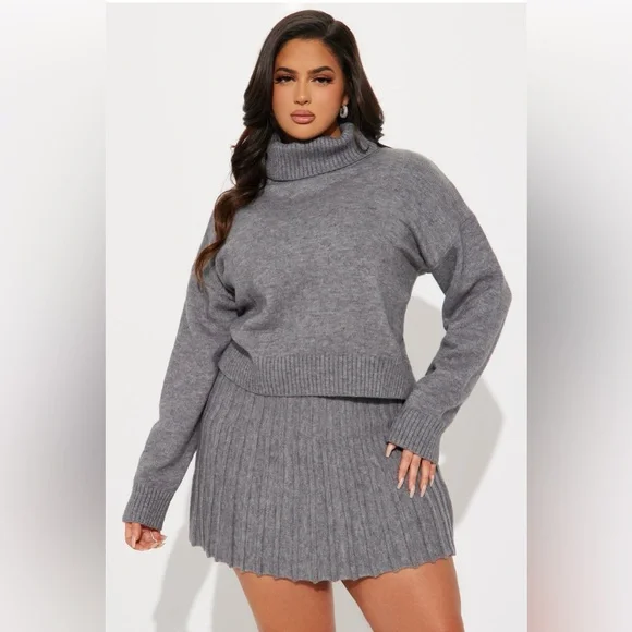 Fashion Nova Pleated Sweater Skirt Set - Grey - Picture 1 of 7